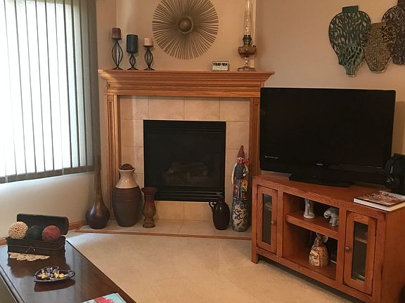 5th image of 3212 SE Turnberry Dr