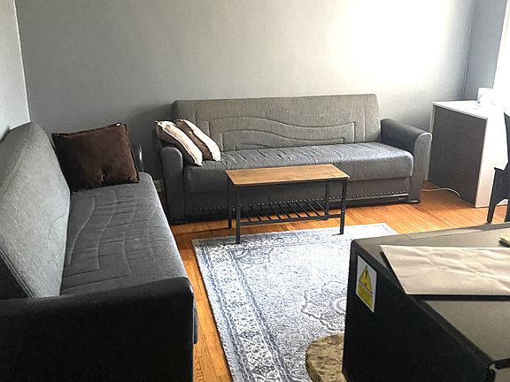 2nd image of 2241 Holland Ave APT 3G