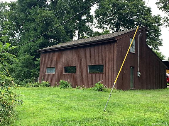 4th image of 58 Ireland Drive
