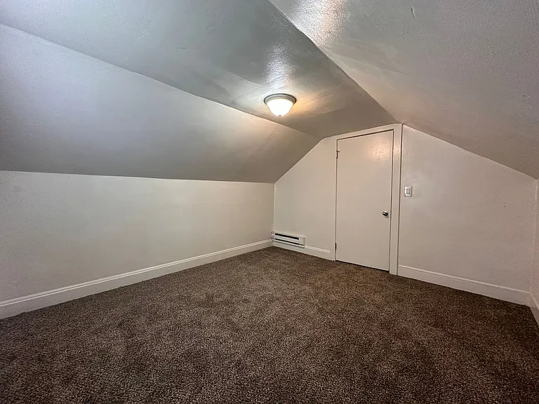 2306 J St — Photo 22