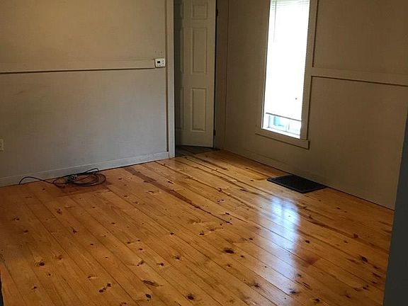 2nd image of 319 W Forest St