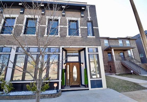3rd image of 4376 Olive St