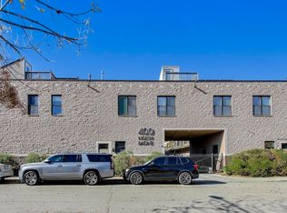 400 N Racine Ave APT 204, Chicago, IL 60642