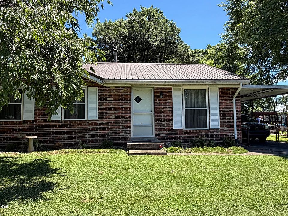 1st image of 105 Barberry Ln