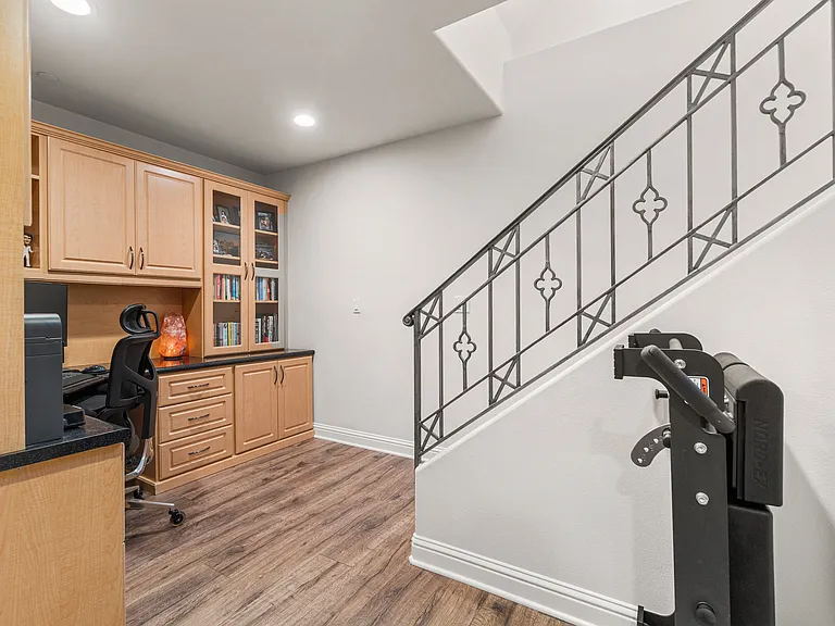 709 N Lucia Ave #B — Photo 40