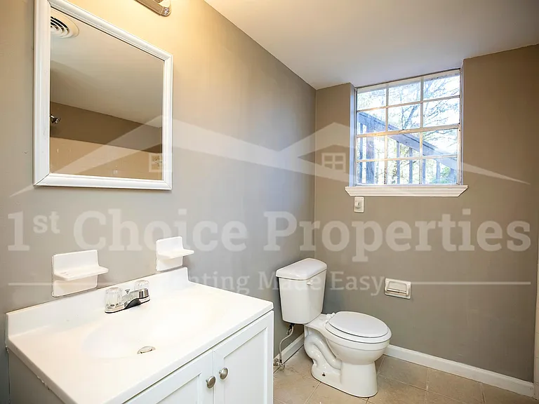 5140 Hickory Dr NE — Photo 16