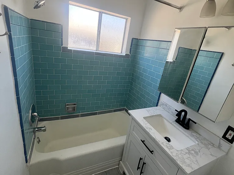 3550 Locke Ave — Photo 6