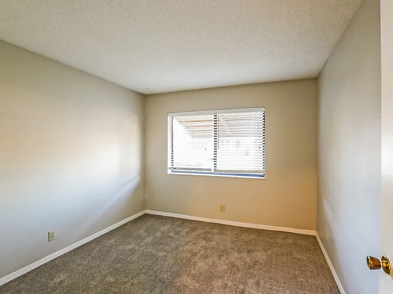 7686 NW 21st Ct — Photo 15