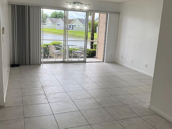5th image of 13791 Oneida Drive #H1