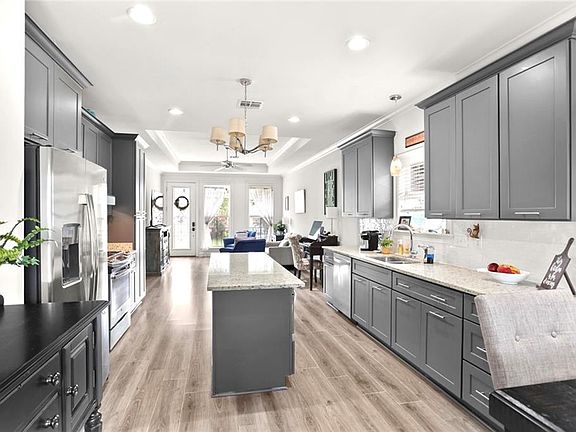 5th image of 5740 Warrington Dr