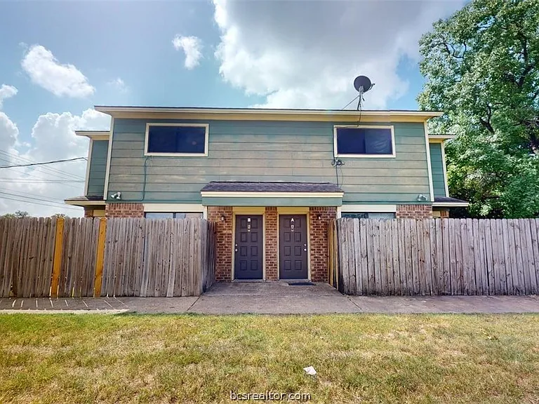 2807 Longmire Dr #B — Photo 1