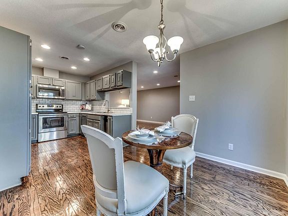 5th image of 7827 Village Dr