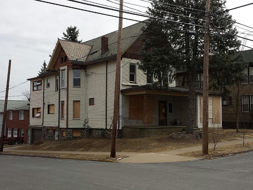 1st image of 134 Dana St
