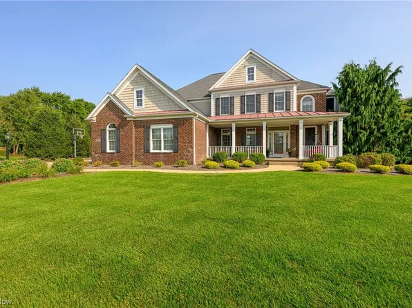 5901 Westridge Cir NW, North Canton, OH 44720