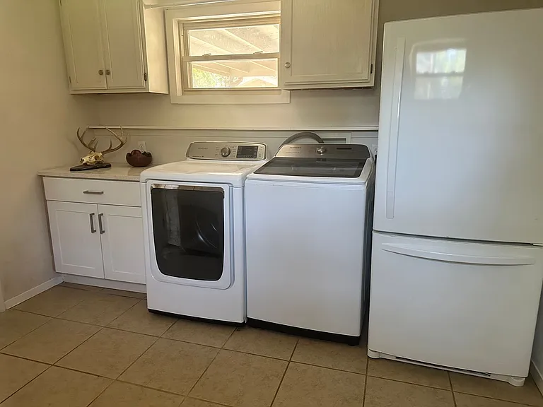 506 Shamrock Dr — Photo 10
