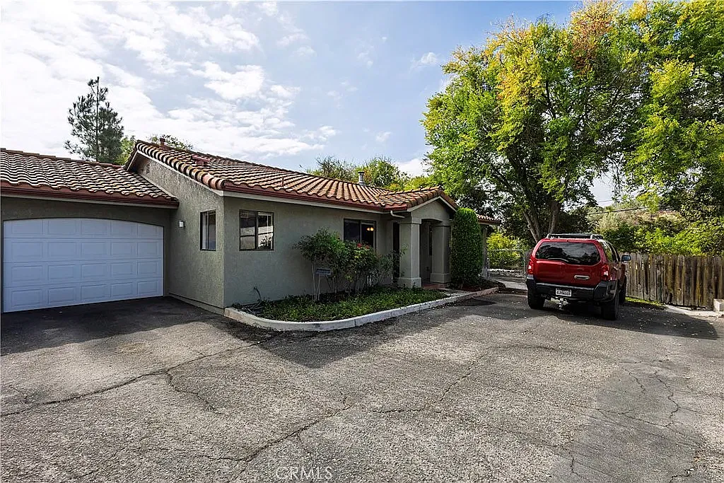 5260 Olmeda Ave — Photo 4