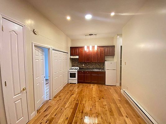 5th image of 267 Hull St #1A