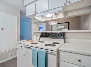 Radius Apartment Homes - Look & Lease the Same Day for $200 Off Move-in Costs!, Norman, OK 73071