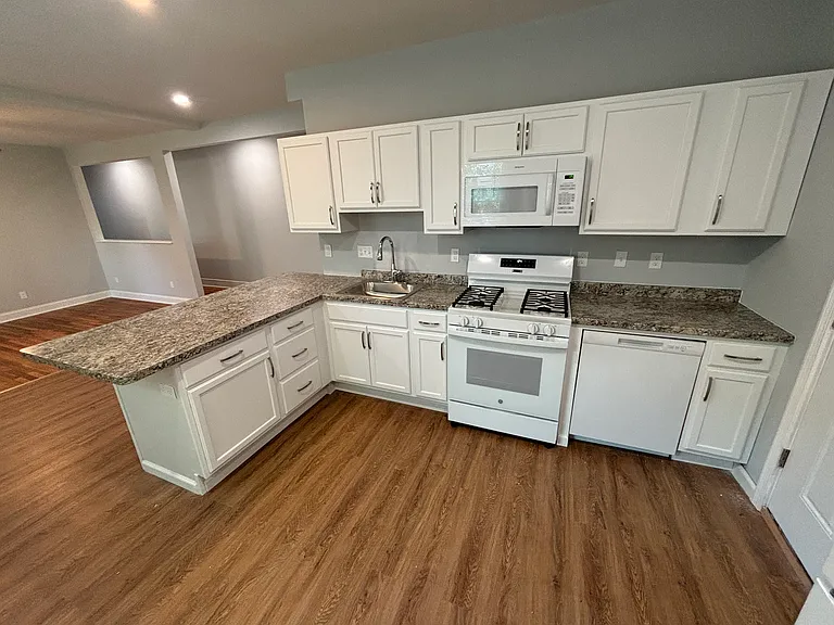 Teresa Apartments of Waterbury, CT — Photo 9