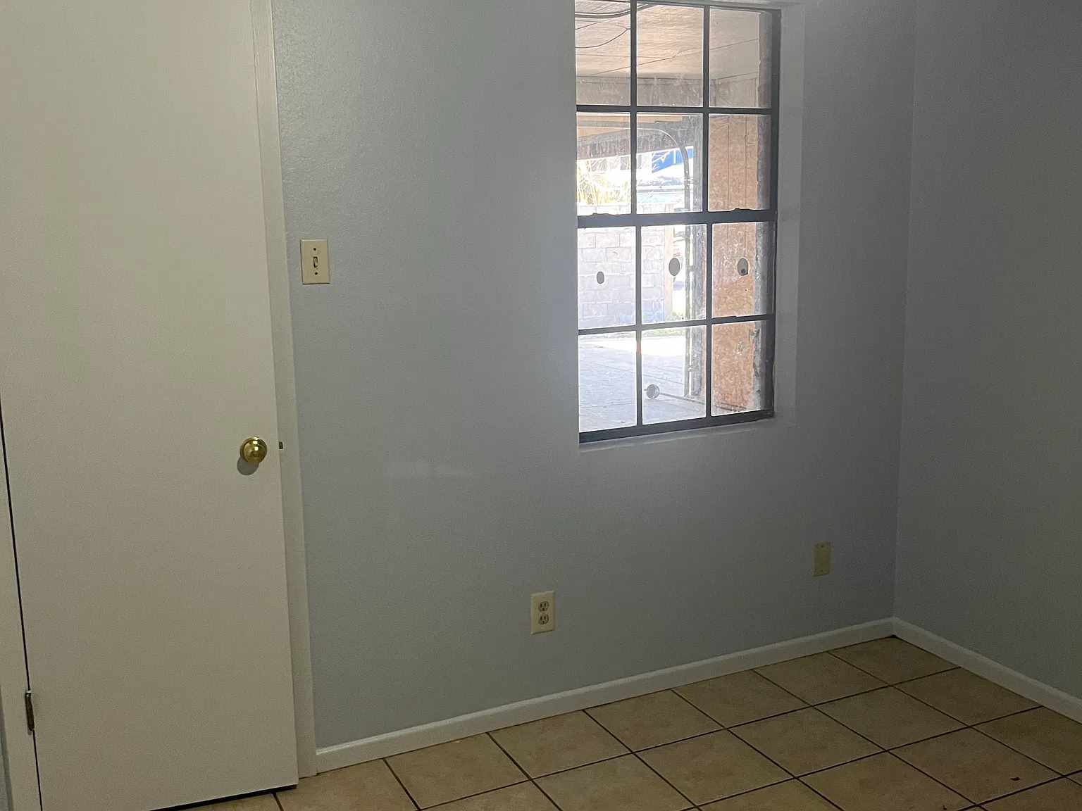 9625 White Wing Loop — Photo 3