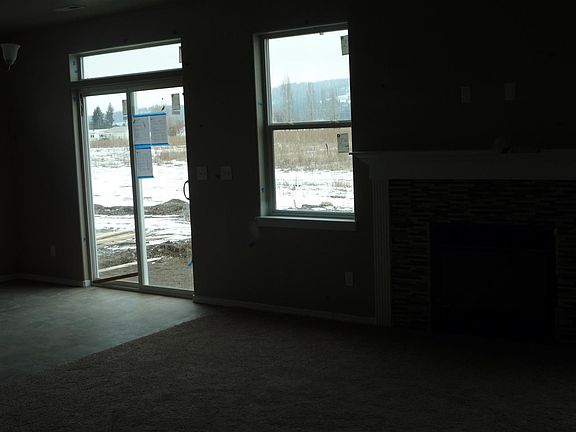 5th image of 19019 E Grace Ave