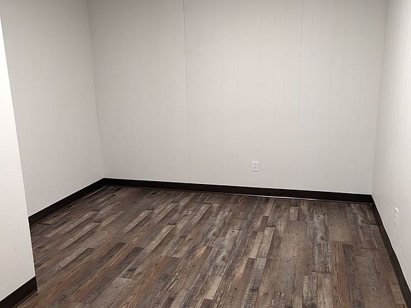 5th image of 157 W Walnut Ave #Wag1