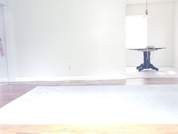 4th image of 3374 Mabry Ter