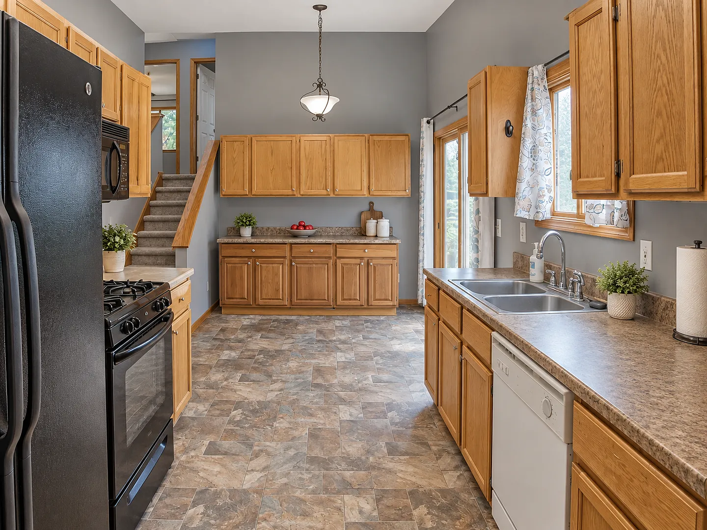 Fantastic 4 bedroom House — Photo 4