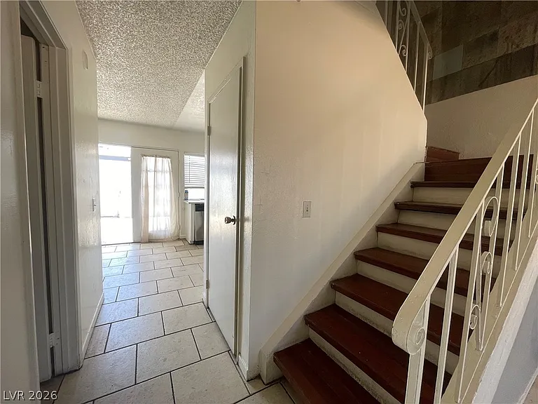 3904 Blackford Pl — Photo 12