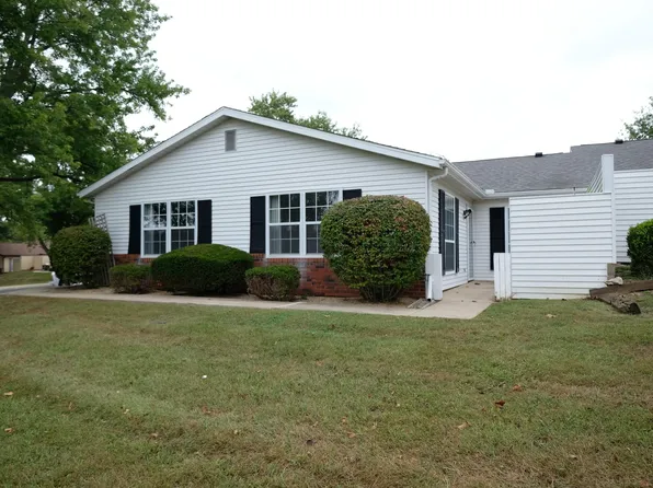 712 E Waterloo Ct, Bloomington, IN 47401