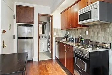 Rented by Christie's International Real Estate Group, LLC