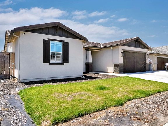 3rd image of 3586 White Sands Dr