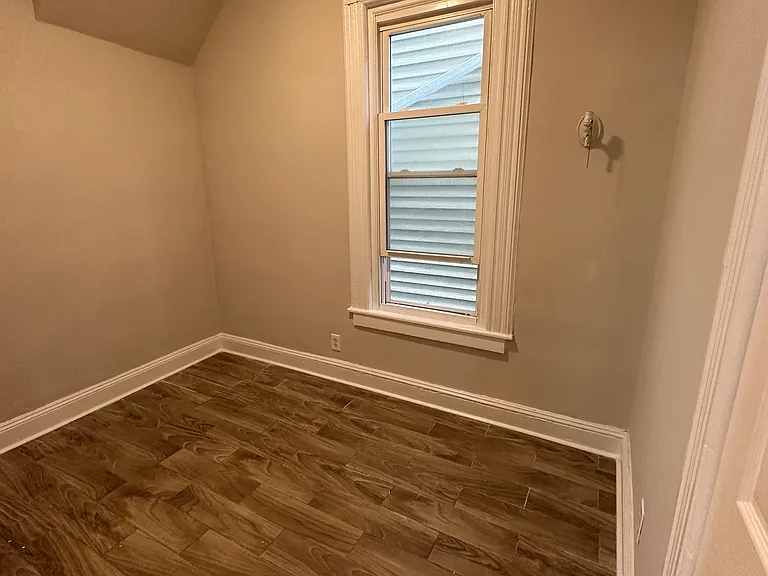 815 Parker St #1 — Photo 5