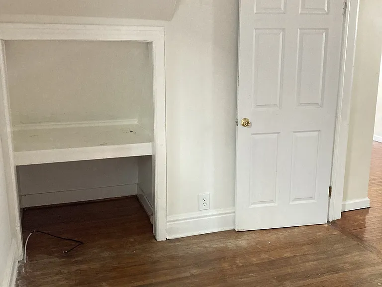 1st bedroom