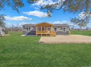 207 Mahan Rd, Somerset, TX 78069