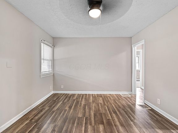 3rd image of 1173 Manchester Ave