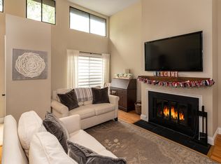 23 The Hamlet, Pelham, NY 10803