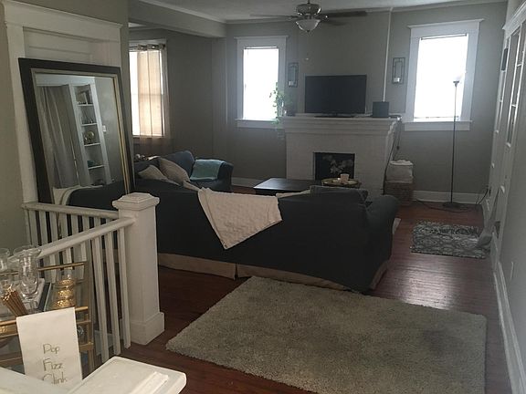 3rd image of 3512 Robert St