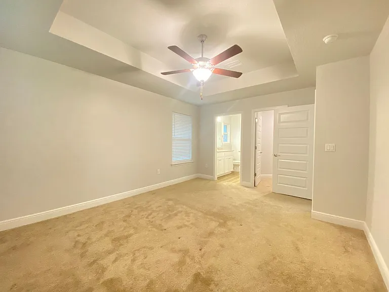 12139 Emerald Heights Ln — Photo 31