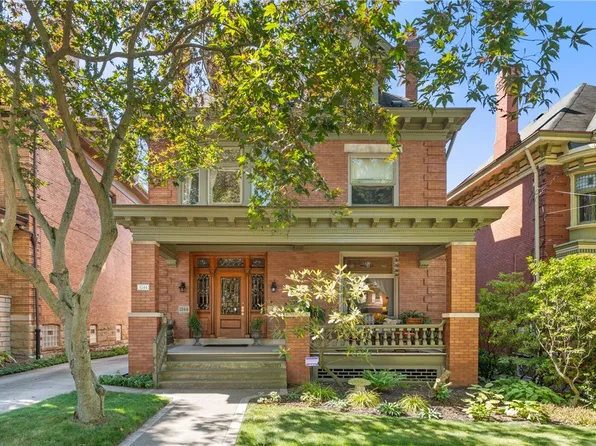 1544 Shady Ave, Pittsburgh, PA 15217