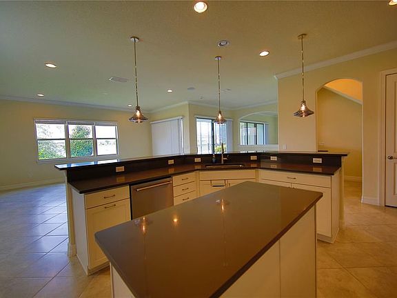 2nd image of 10908 Lemon Lake Blvd