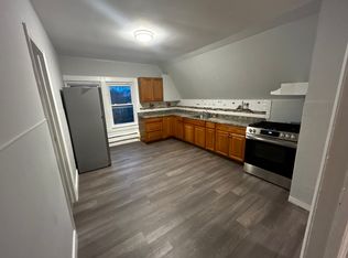 44 Hawkins St FLOOR 3, Newark, NJ 07105