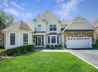 11 Miller Cir, Armonk, NY 10504