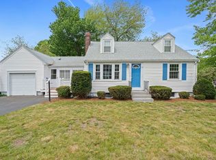 40 Kingman St, Weymouth, MA 02188