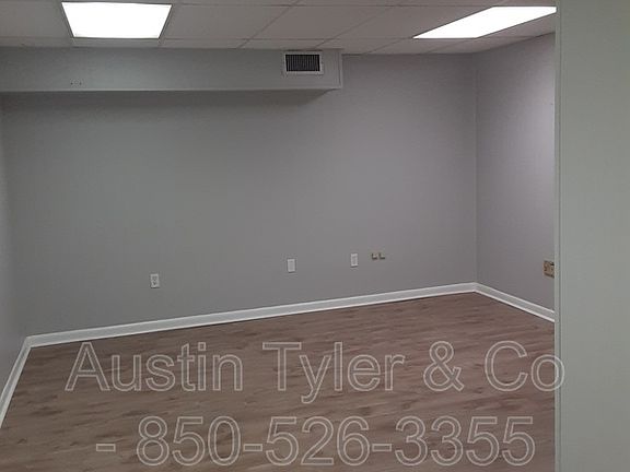 3rd image of 4413 Constitution Ln