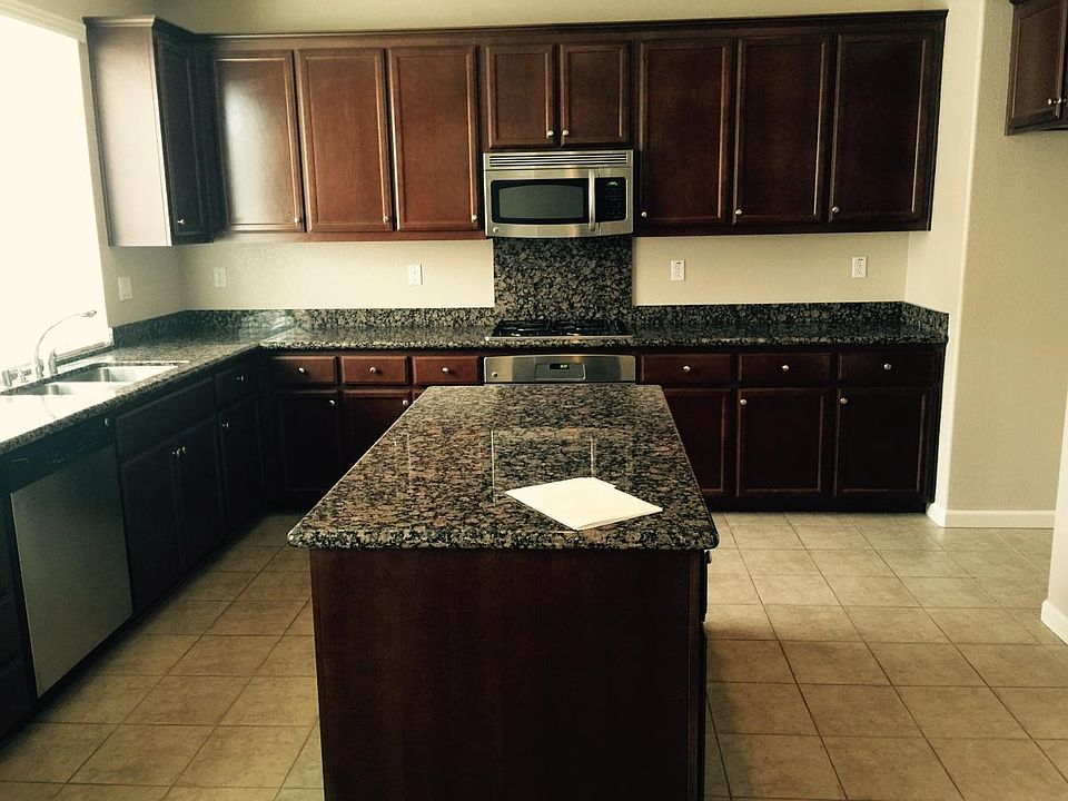 2nd image of 2148 Wellington Dr