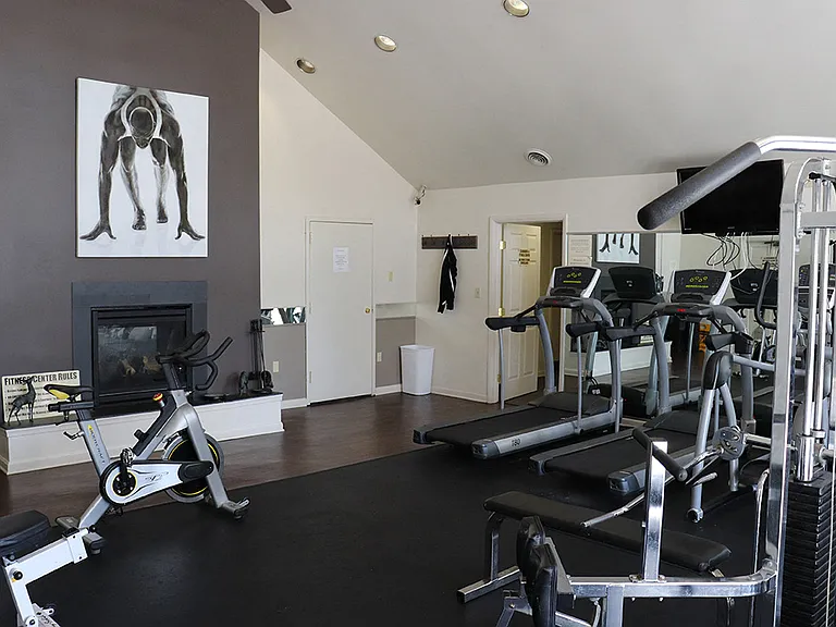 High Pointe Club — Photo 13