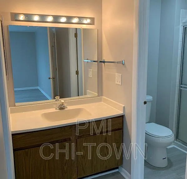 422 N Cambridge Dr — Photo 14