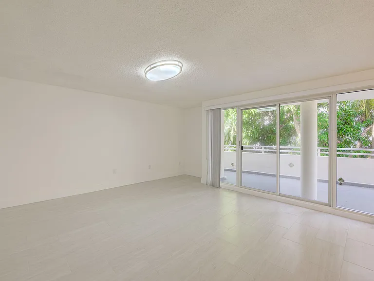 2100 Brickell Ave #404 — Photo 8