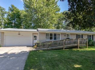 4586 Morningside Dr SE, Kentwood, MI 49512